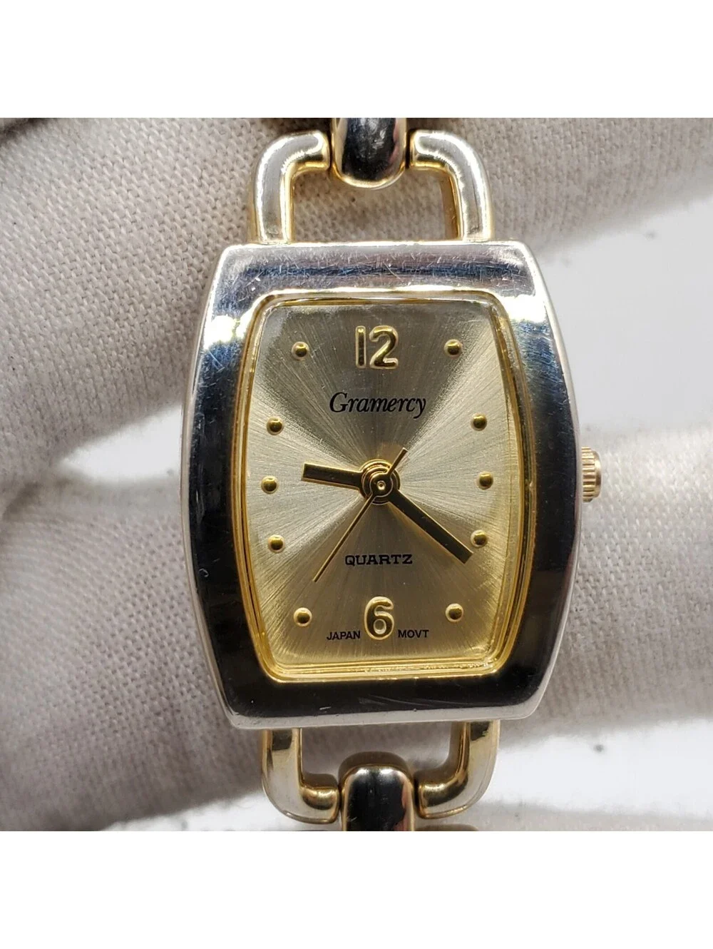 Gramercy Quartz Watch Women 20mm Two-Tone New Battery